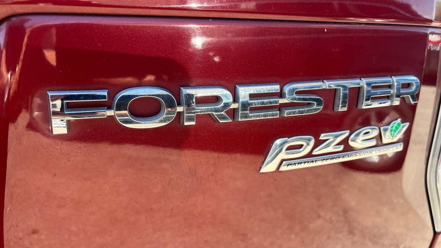Used 2017 Subaru Forester 2.5i Touring AWD/4WD image 26