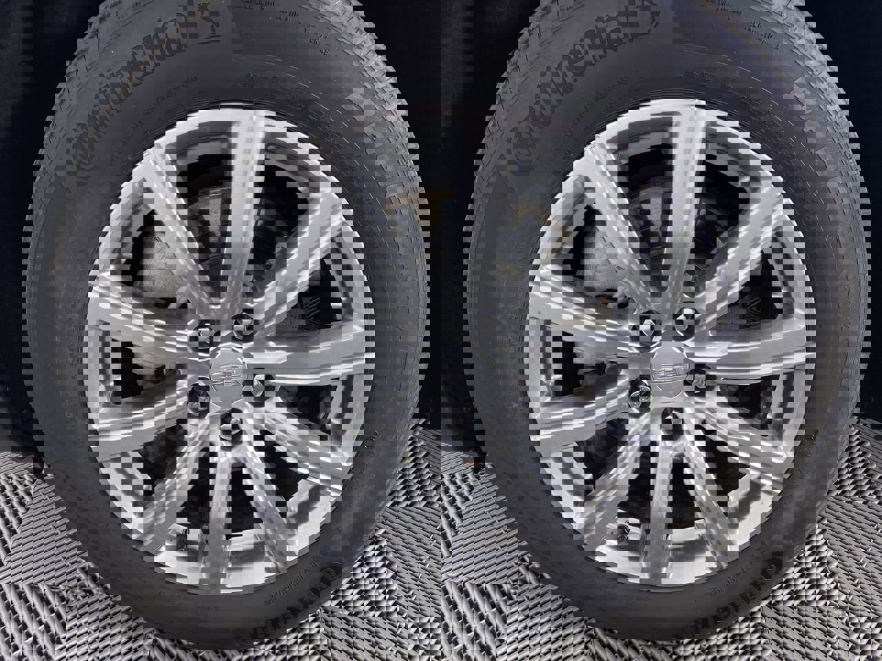 Certified 2023 Cadillac XT4 Premium Luxury w/ Technology Package image 16