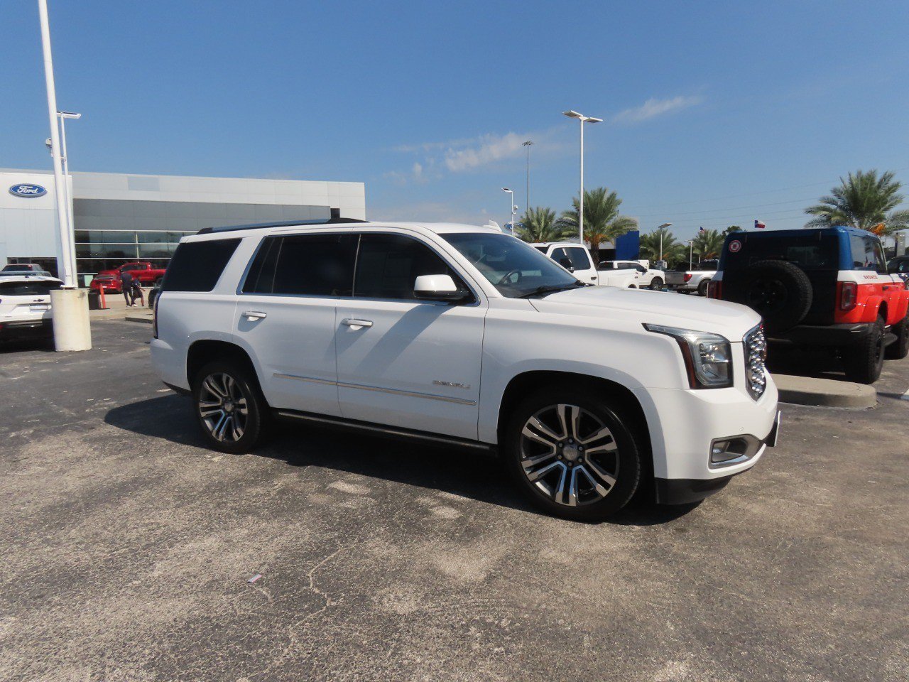 Used 2019 GMC Yukon Denali w/ Denali Ultimate Package AWD/4WD image 7