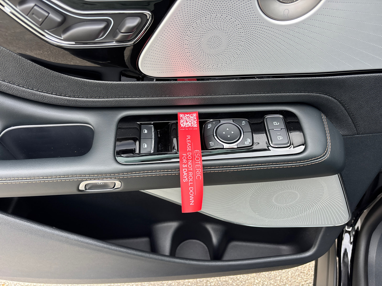 New 2026 Lincoln Aviator Reserve AWD/4WD image 13