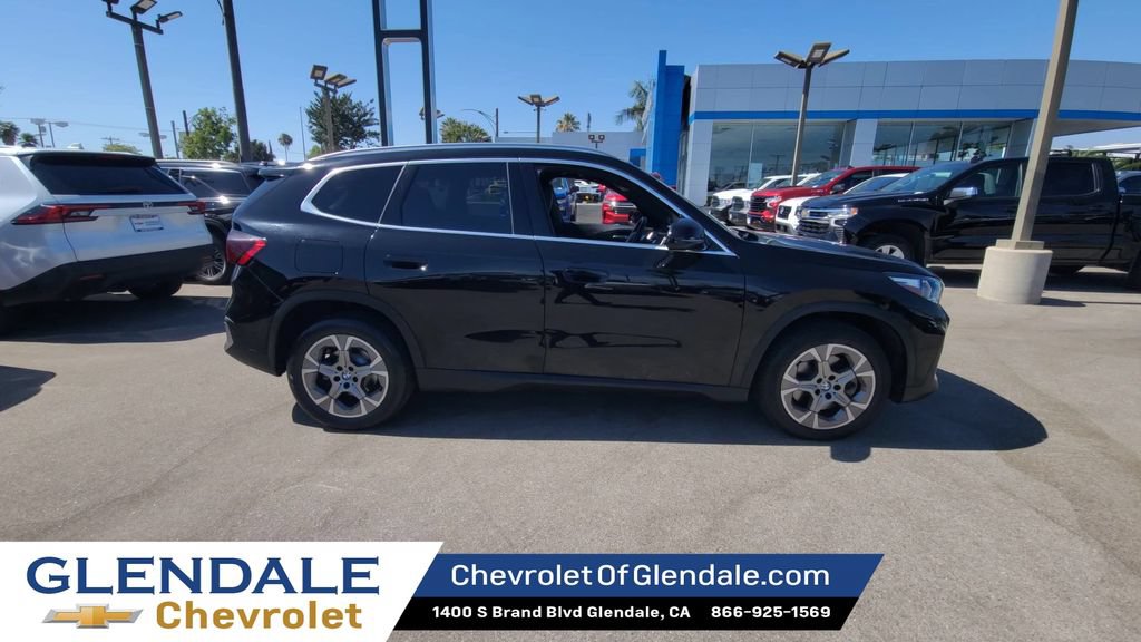 Used 2023 BMW X1 xDrive28i AWD/4WD image 9