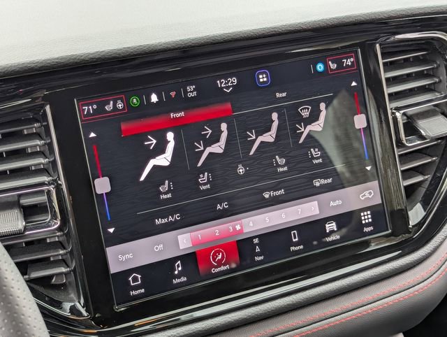Used 2025 Dodge Durango GT AWD/4WD image 20