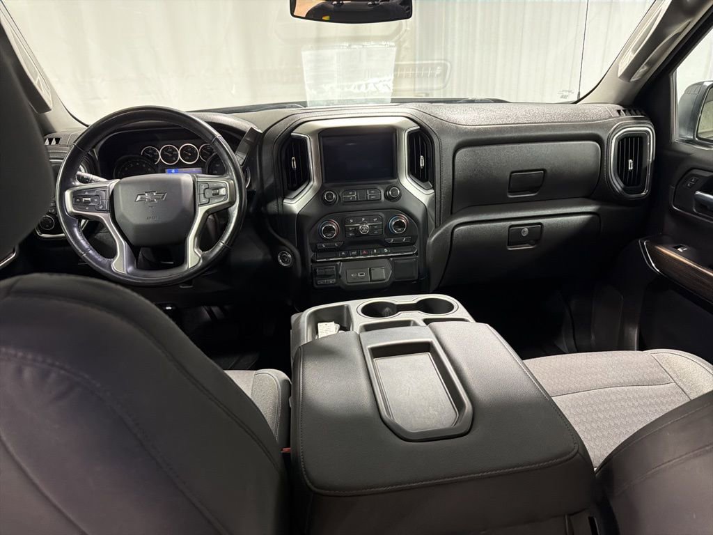 Used 2021 Chevrolet Silverado 1500 RST image 3