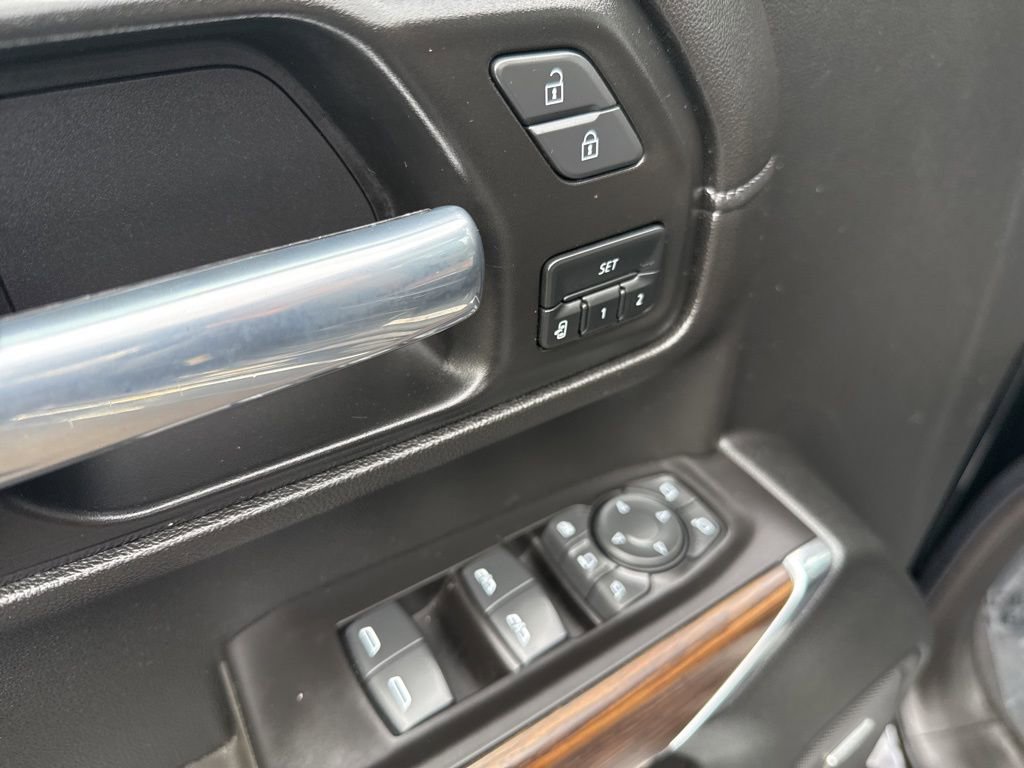 Used 2021 Chevrolet Silverado 3500 High Country w/ Z71 Off-Road Package image 17