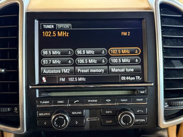 Used 2012 Porsche Cayenne AWD/4WD image 30