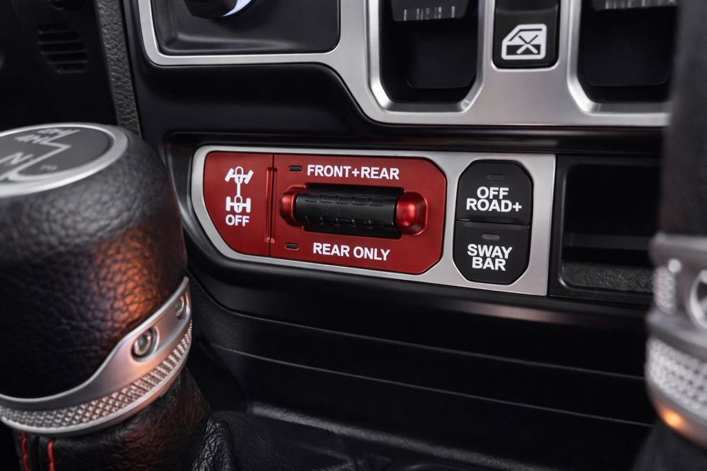 Used 2021 Jeep Wrangler Unlimited Rubicon w/ Xtreme Recon 35" Tire Package image 24