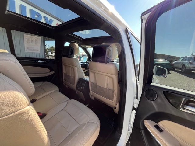 Used 2017 Mercedes-Benz GLS 550 4MATIC image 33