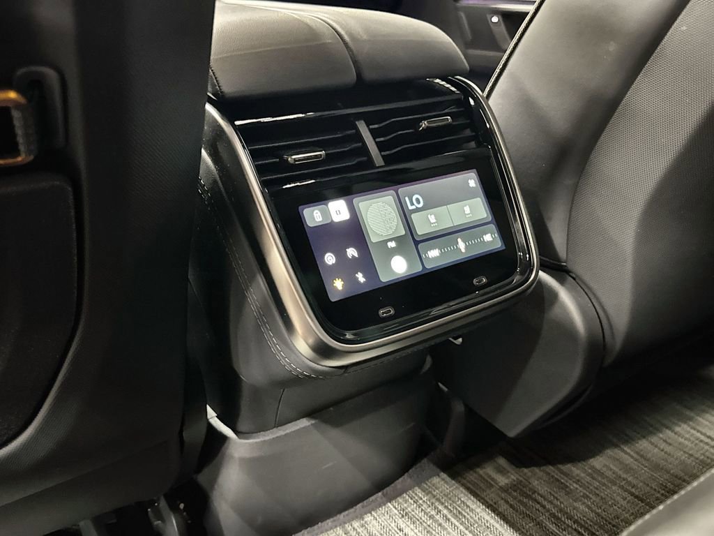 Used 2026 Rivian R1T Adventure AWD/4WD image 29