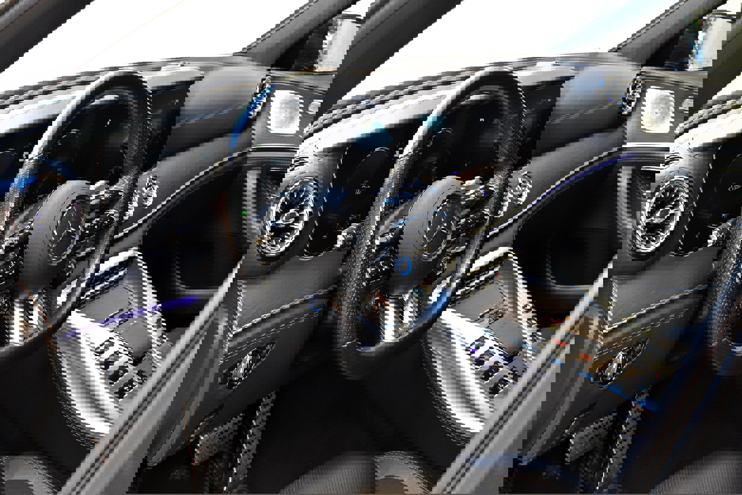 Used 2022 Mercedes-Benz AMG GT 43 image 23