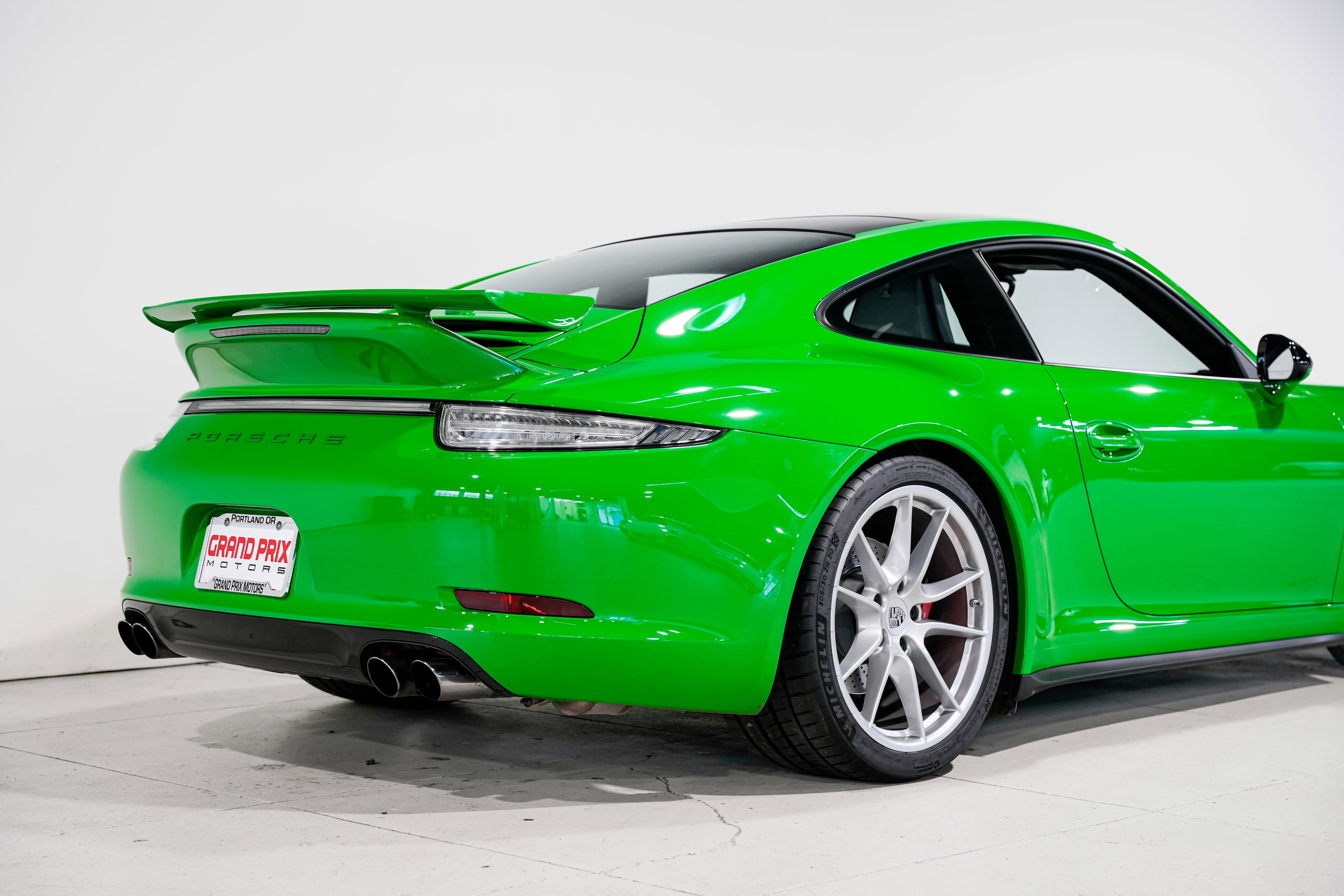 Used 2014 Porsche 911 Carrera 4S image 39