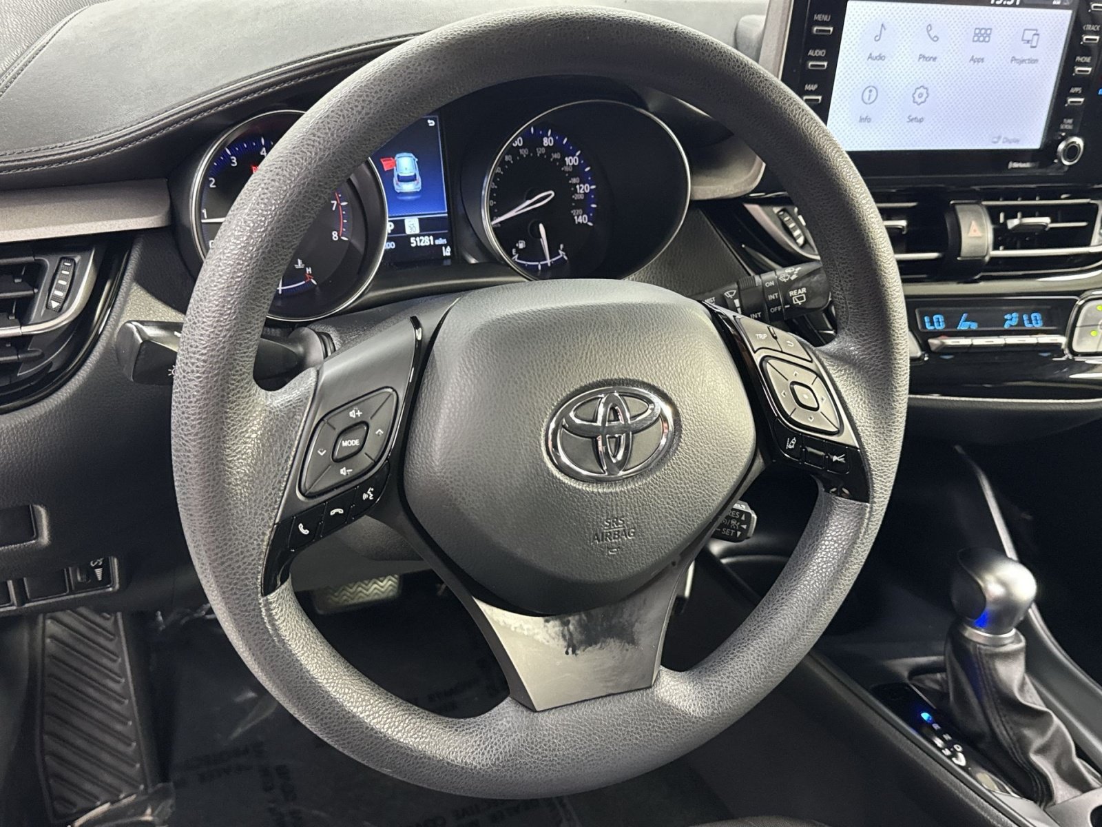 Used 2021 Toyota C-HR LE FWD image 28