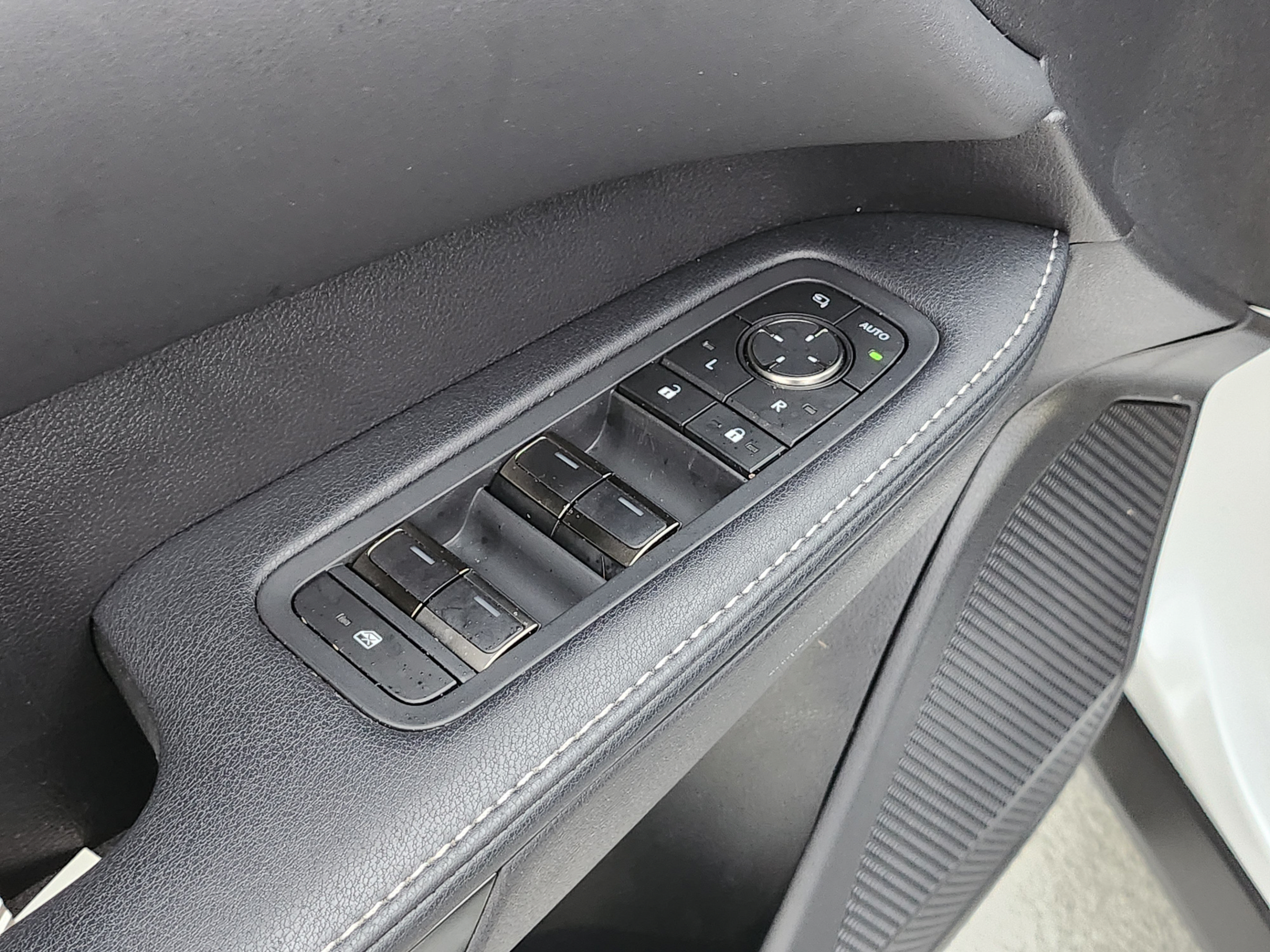 Certified 2025 Lexus RX 350 Premium FWD image 12