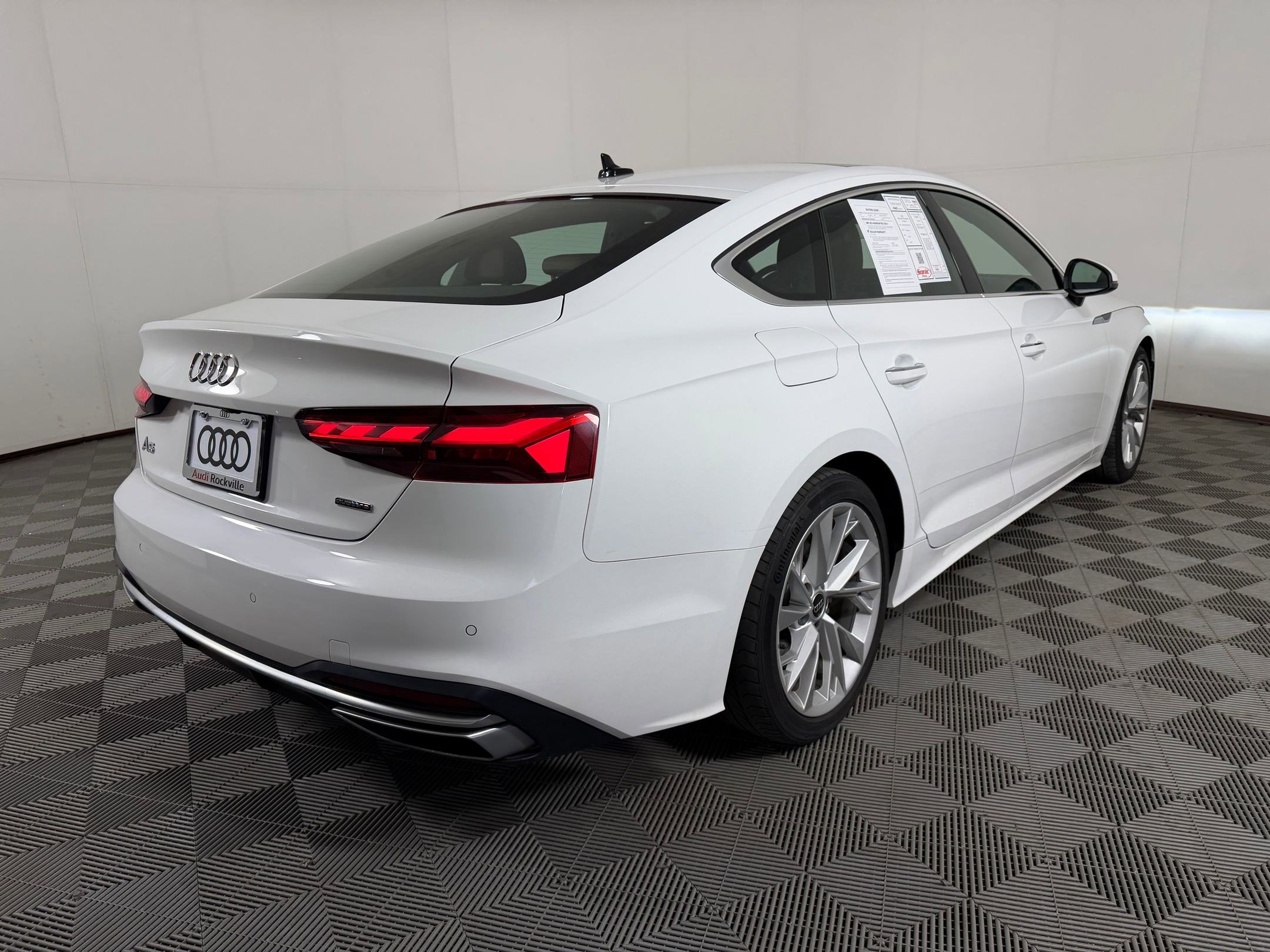 Used 2023 Audi A5 2.0T Premium w/ Convenience Package AWD/4WD image 9