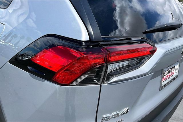Used 2025 Toyota RAV4 XLE Premium w/ Weather Package AWD/4WD image 23