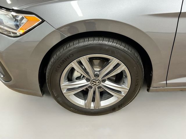 Used 2024 Volkswagen Jetta SE image 29