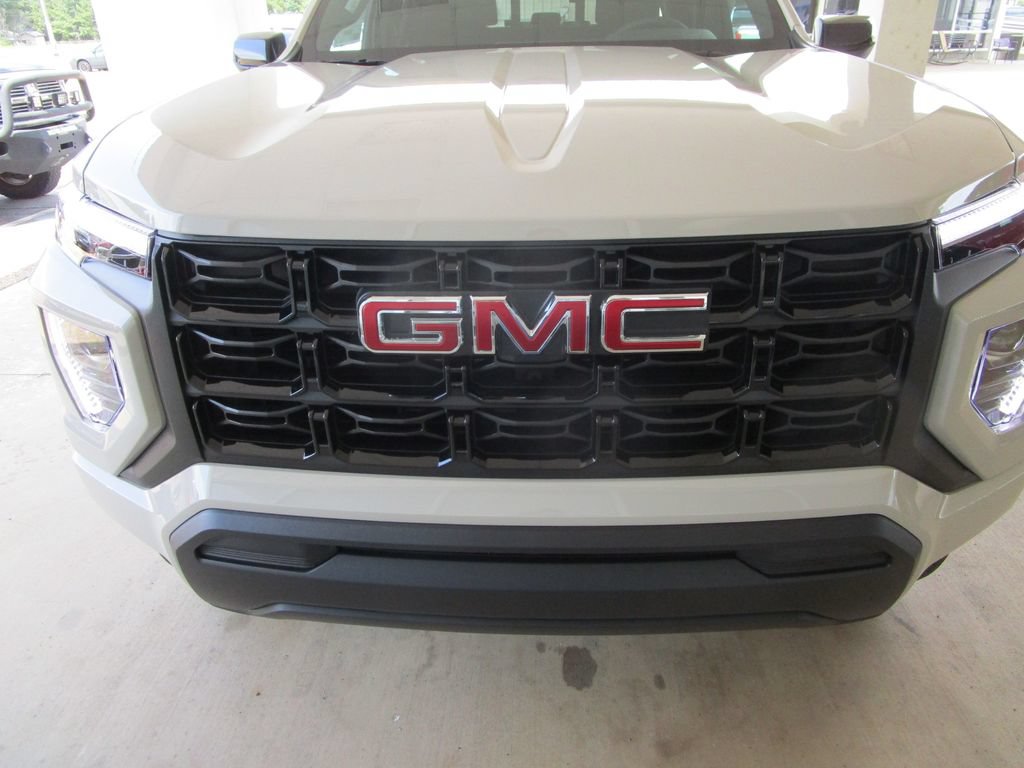 New 2026 GMC Canyon Elevation RWD image 17