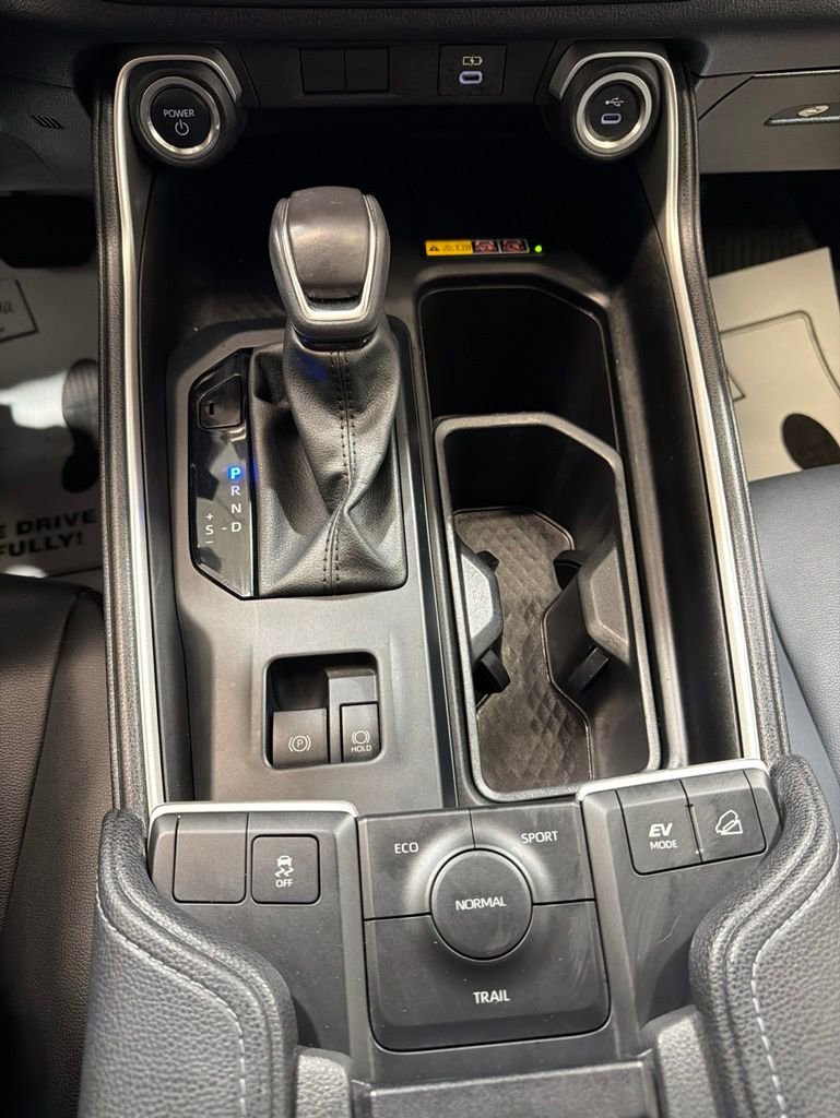 Used 2024 Toyota Grand Highlander AWD Hybrid image 30