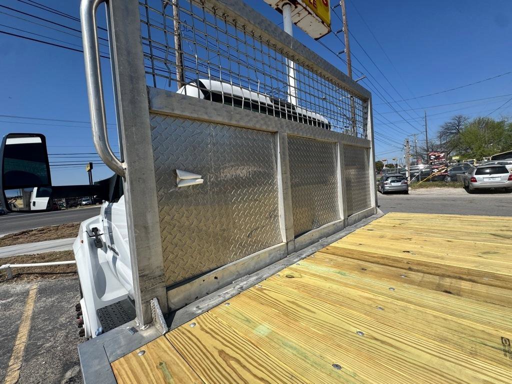 Used 2021 Ford F750 2WD Regular Cab Super Duty image 30