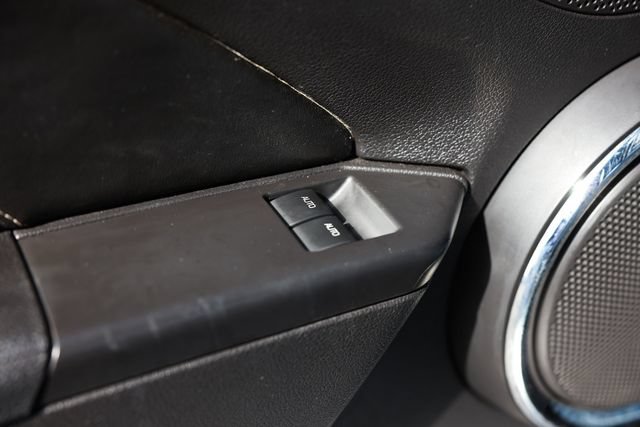 Used 2010 Ford Mustang GT Premium RWD image 46