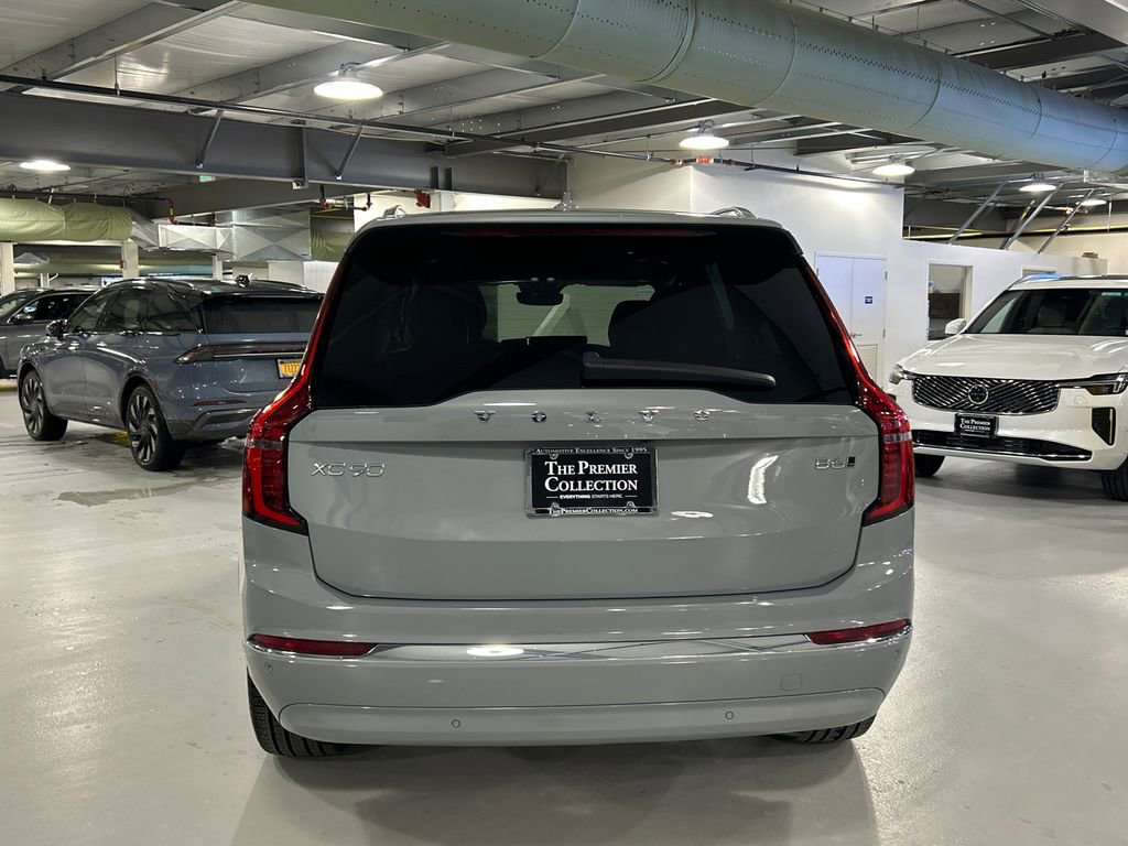 Used 2026 Volvo XC90 B6 Ultra w/ Protection Package image 3