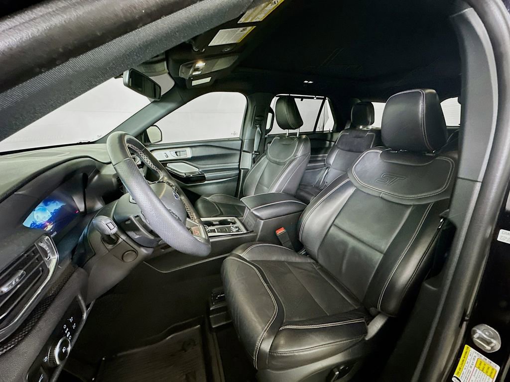 Used 2023 Ford Explorer ST w/ Equipment Group 401A image 16