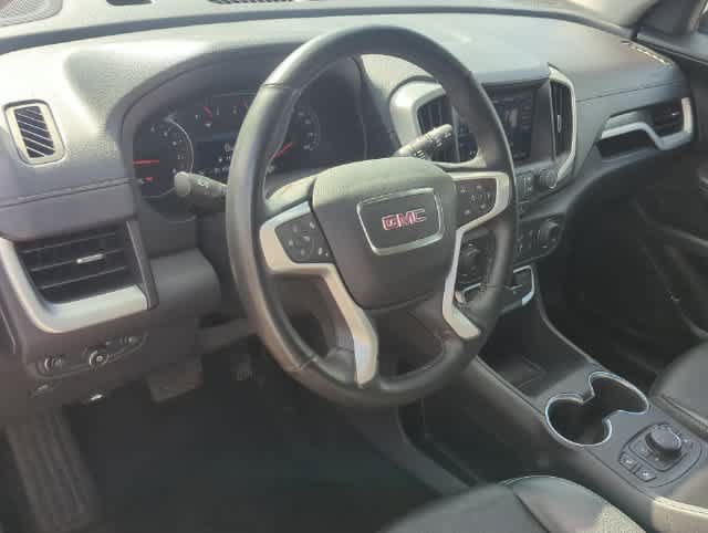 Used 2024 GMC Terrain SLT AWD/4WD image 2