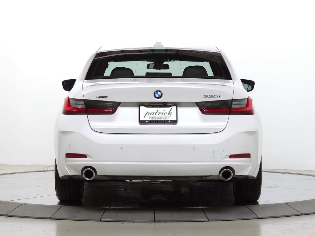 Used 2024 BMW 330i xDrive Sedan w/ Convenience Package AWD/4WD image 8