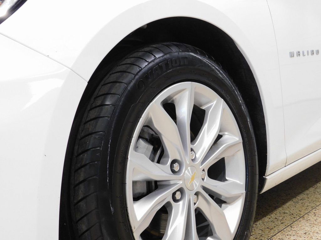 Used 2022 Chevrolet Malibu LT image 24