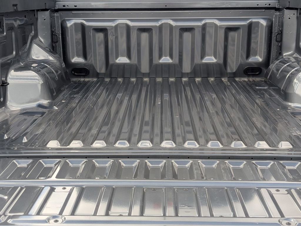 New 2025 Ford Ranger XLT w/ Equipment Group 301A High image 18