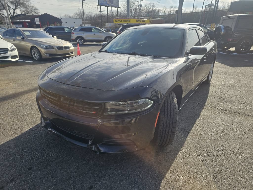 Used 2023 Dodge Charger SXT RWD image 5