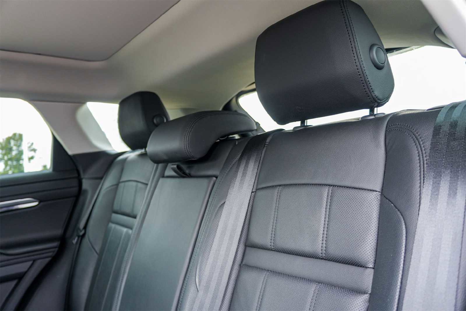 Used 2022 Land Rover Range Rover Evoque S image 13