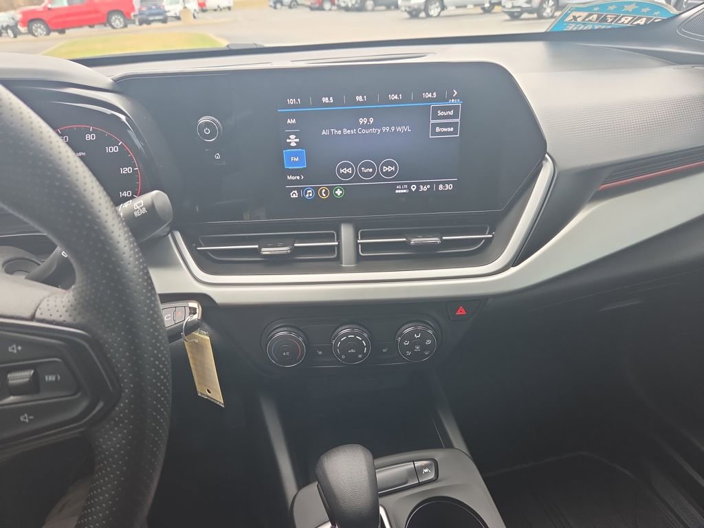 Certified 2024 Chevrolet Trax RS image 17