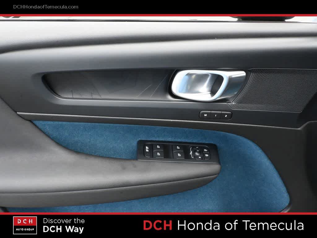 Used 2023 Volvo C40 P8 Recharge Plus w/ Climate Package AWD/4WD image 16