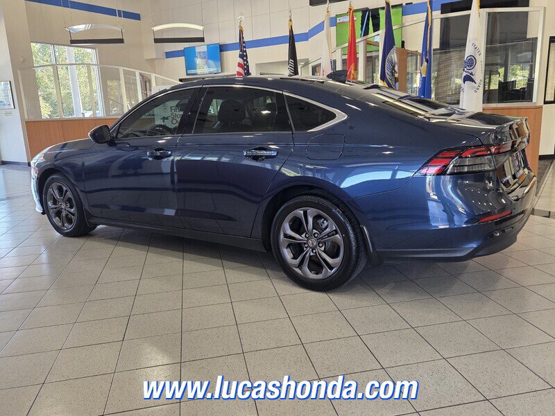 Used 2023 Honda Accord EX image 6