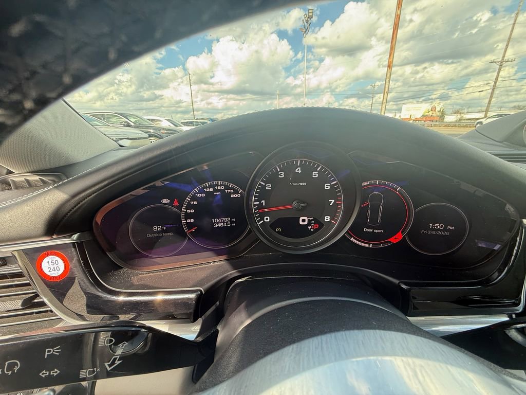 Used 2018 Porsche Panamera 4S image 17