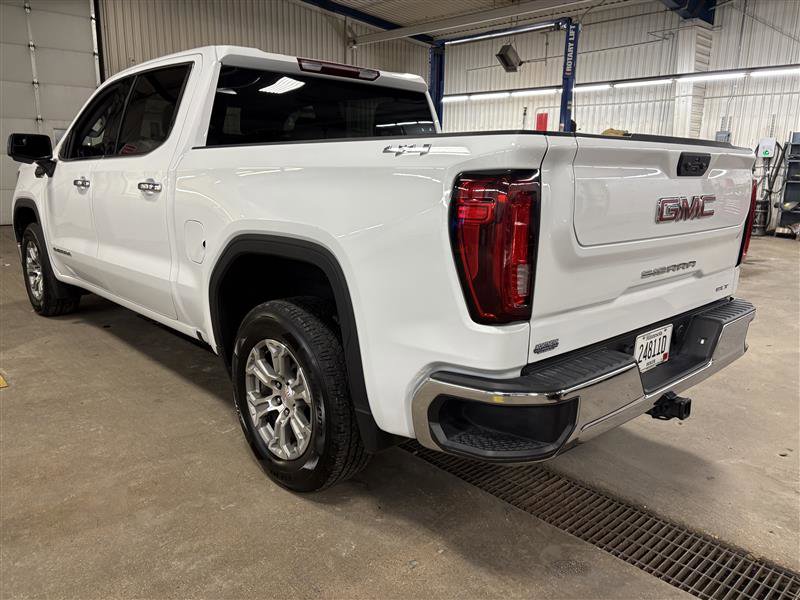 Used 2025 GMC Sierra 1500 SLT AWD/4WD image 4