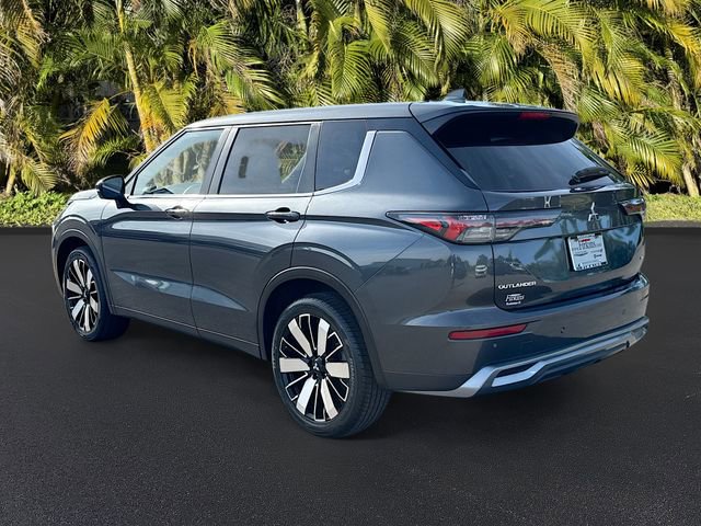 Used 2025 Mitsubishi Outlander SE FWD image 7
