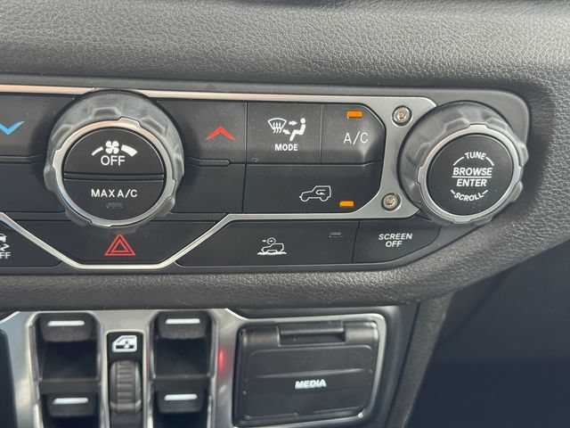 Certified 2024 Jeep Wrangler Unlimited Sport AWD/4WD image 36