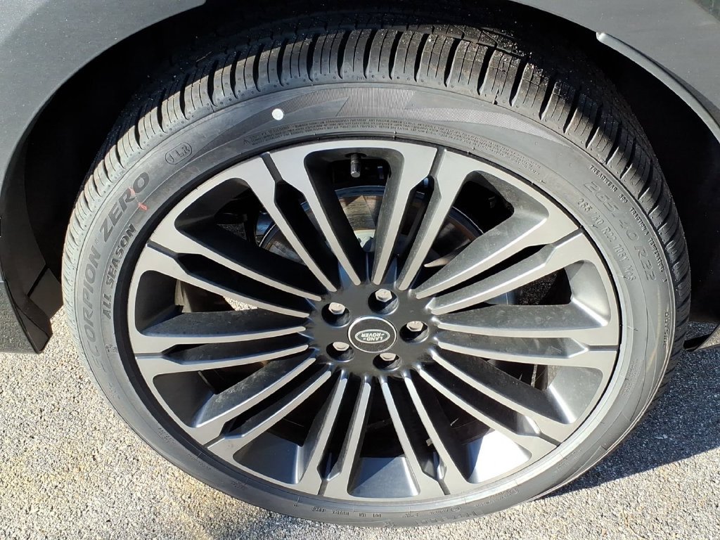 New 2026 Land Rover Range Rover Velar Autobiography AWD/4WD image 9