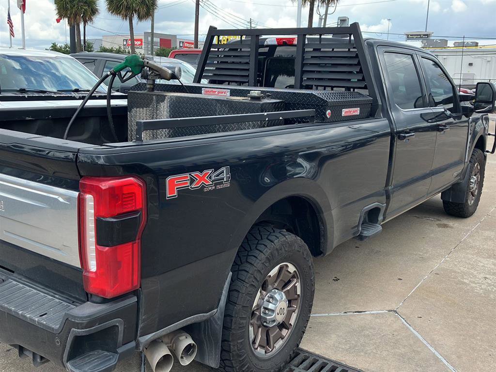 Used 2024 Ford F350 King Ranch w/ FX4 Off-Road Package AWD/4WD image 5
