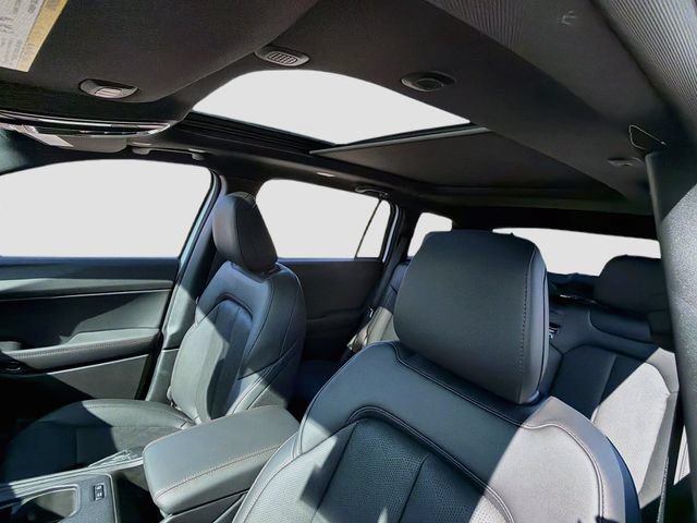 New 2026 Jeep Cherokee Overland AWD/4WD image 24