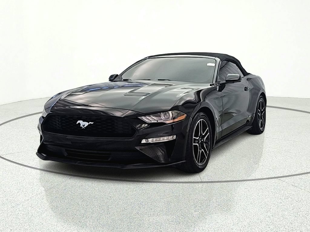 Used 2020 Ford Mustang Premium RWD image 2