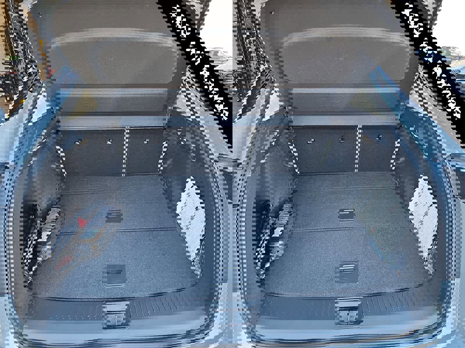 Used 2024 Nissan Ariya FWD image 23