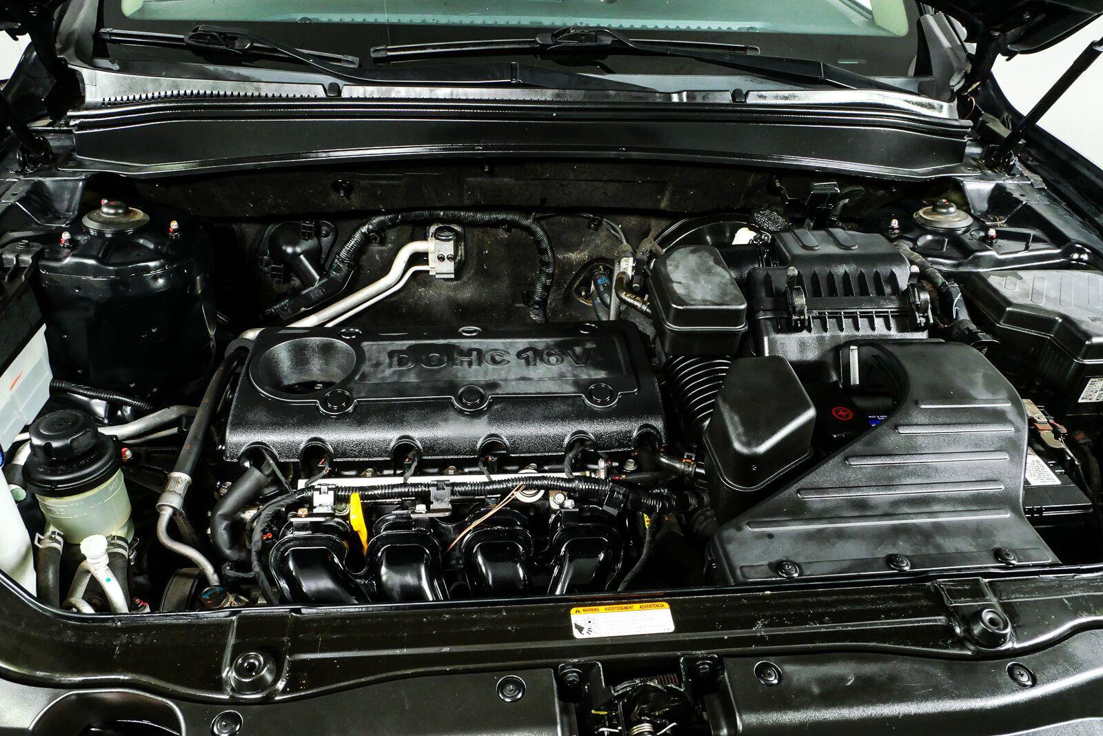 Used 2011 Hyundai Santa Fe GLS FWD image 32