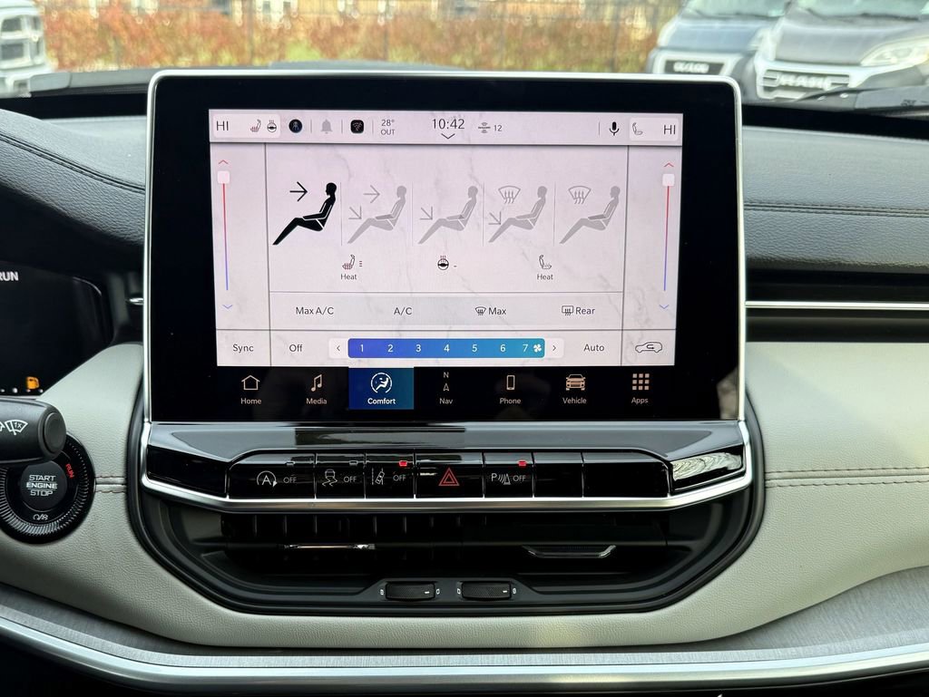 New 2026 Jeep Compass Limited w/ Sun, Sound & Navigation Group image 21