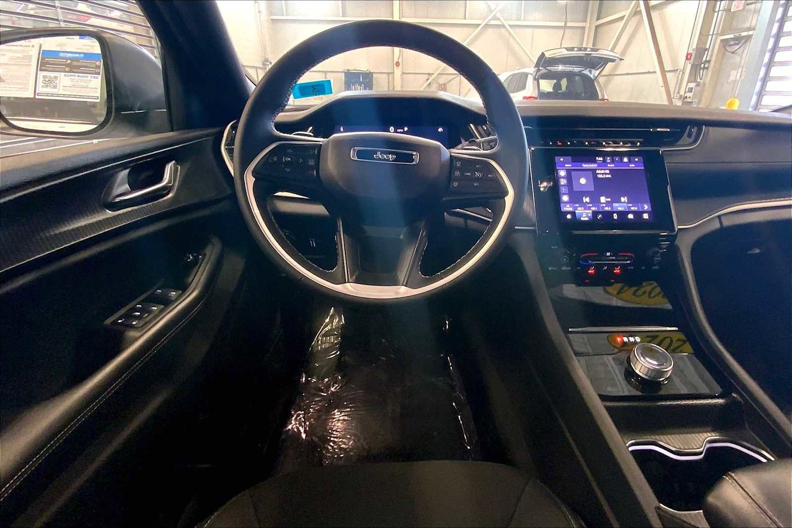 Used 2024 Jeep Grand Cherokee Laredo X w/ Trailer Tow Package image 6