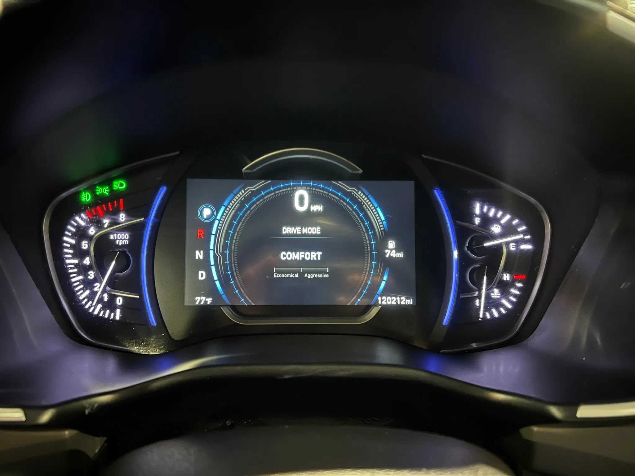 Used 2019 Hyundai Santa Fe SEL FWD image 11