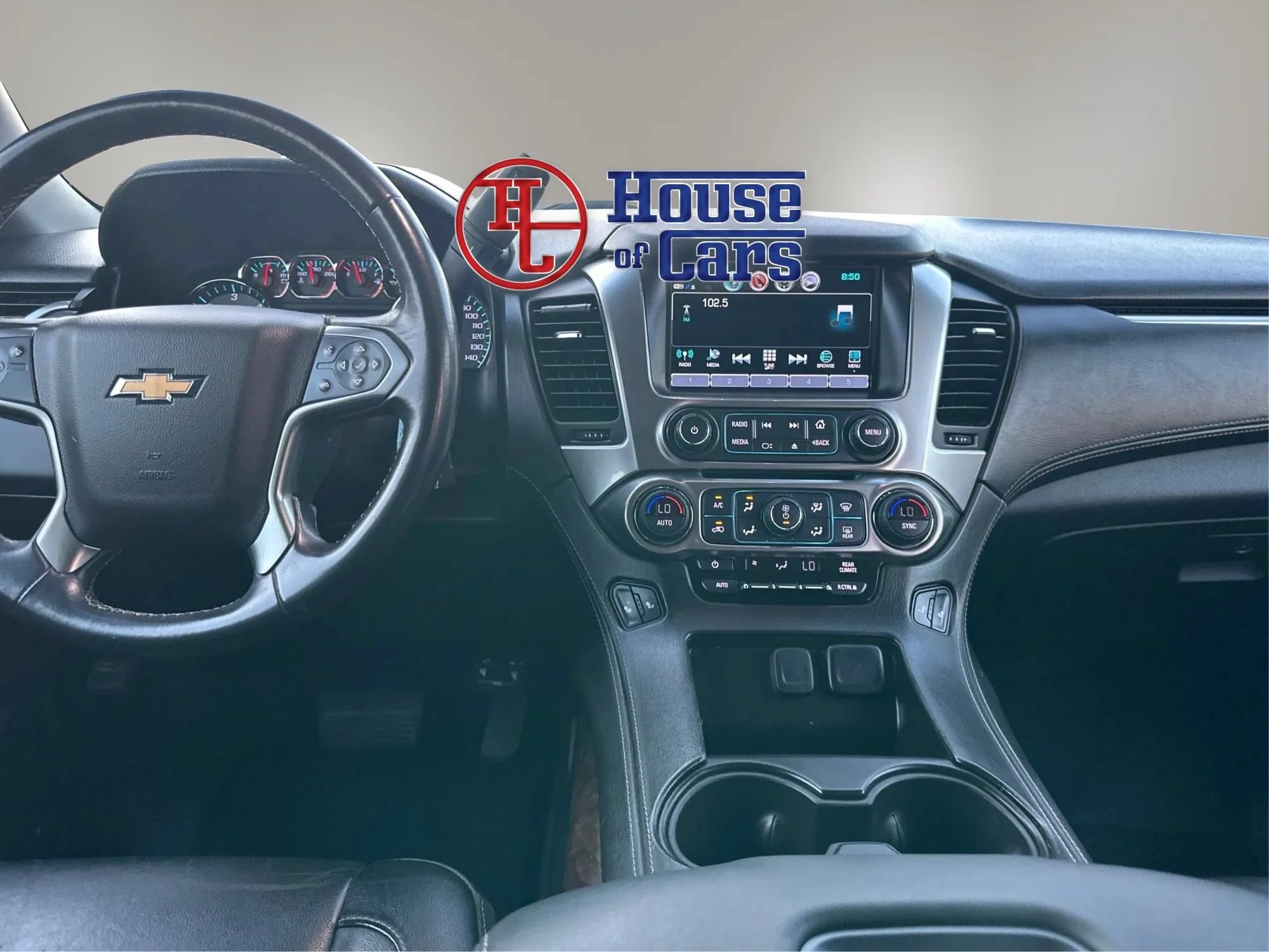 Used 2019 Chevrolet Suburban LT AWD/4WD image 15