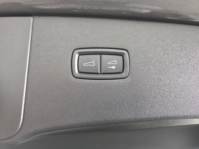 Certified 2023 Porsche Cayenne Turbo image 18