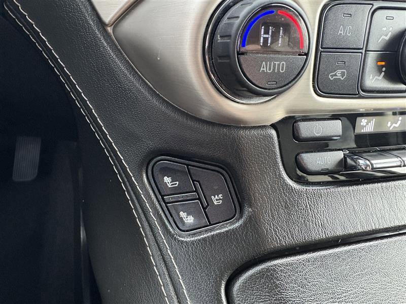 Used 2015 GMC Yukon Denali w/ Open Road Package image 22